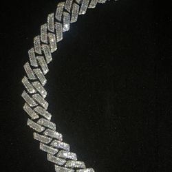 18 k Gold Plated Baguette Style Cuban Link Bracelet 