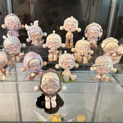 Pop Mart The Warmth Series Skullpanda Whole Collection (with the secret)