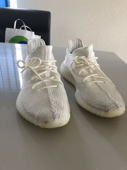 YEEZY CREAM SZ 11.5 100% Authentic