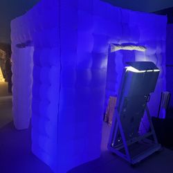 Photo Booth +dessert Table