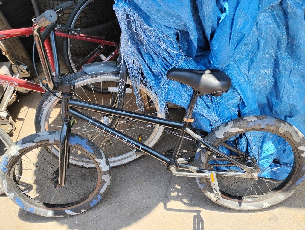 Elite BMX Bike