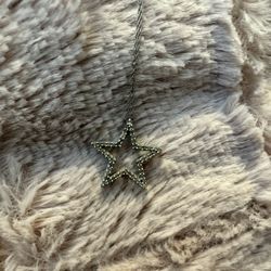 Star Pendant Necklace Platinum With Diamonds