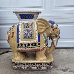 Antique outdoor elephant plant stand *Low price due to damages* boho decor outdoor patio elephant