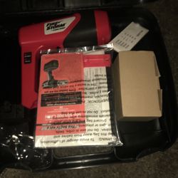 Black&Decker Firestorm 18V 18 Gauge Cordless Brad Nailer