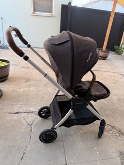 Nuna Triv stroller
