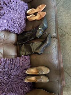 Women's Heels (look at description)
