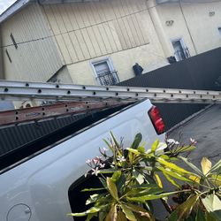 Escalera de 32 pies de aluminio buena marca perfectas condiciones muy barata