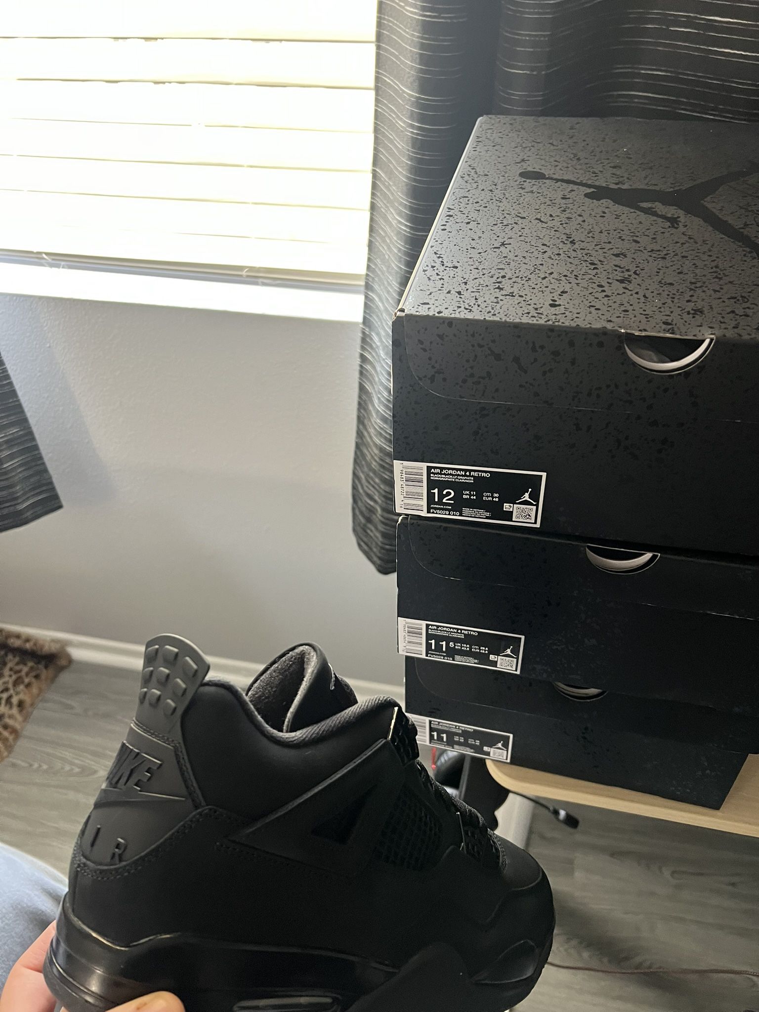Jordan 4 Retro Black Cats 2025