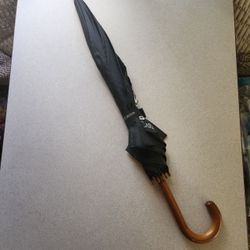 The Ritz Carlton Hotel Classic Black Umbrella With Wooden Handle