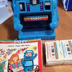 Vintage 1985 Playskool CASEY The Talking Tape Player Robot 