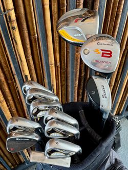 TaylorMade R7 Golf Club Set & Push Cart