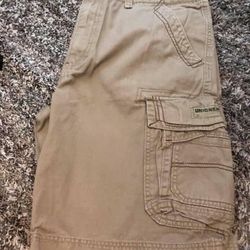 Men’s size 38 euc 