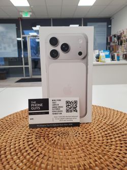 Apple iPhone 17 Pro (Unlocked) - Brand New 