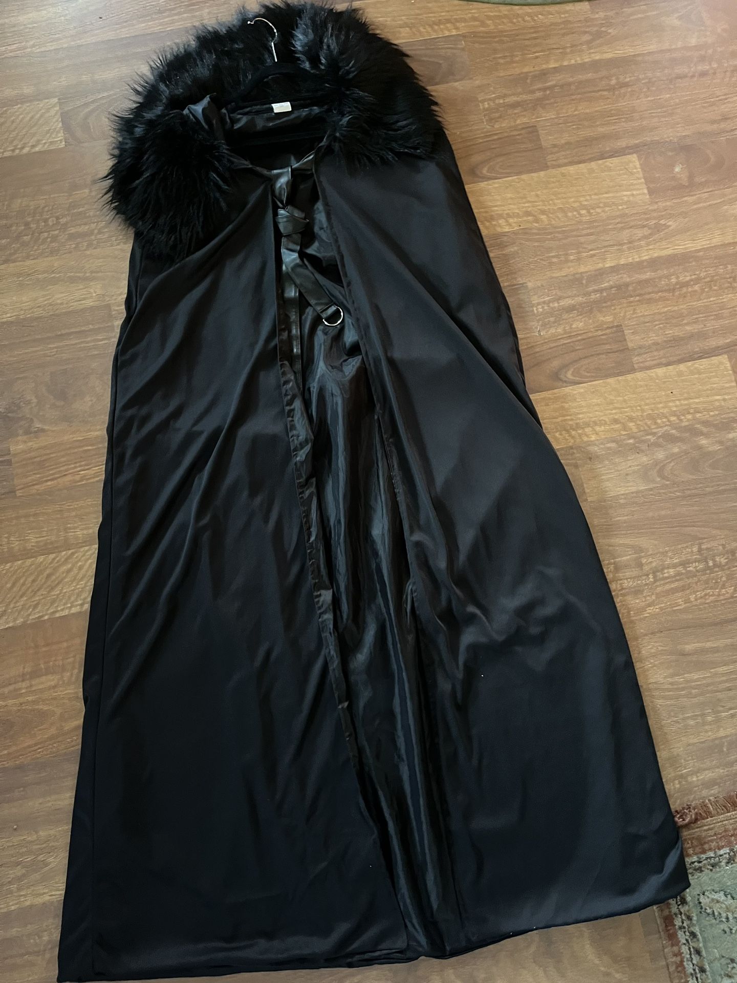Long Black Robe Cape Style With Fur Large New!