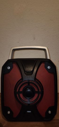Rockville Rockbox 100 watts  Peak