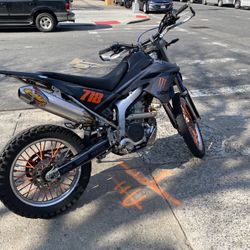2011 WR 250