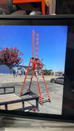 Werner 10 foot Fiberglass Extension Trestle Ladder E7410