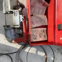 Bandsaw Milwaukee 