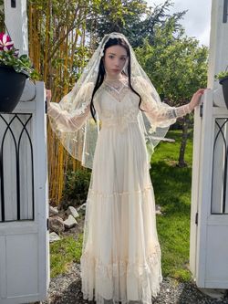 Vintage Gunne Sax Romantic Renaissance Bridal Gown & Matching Veil