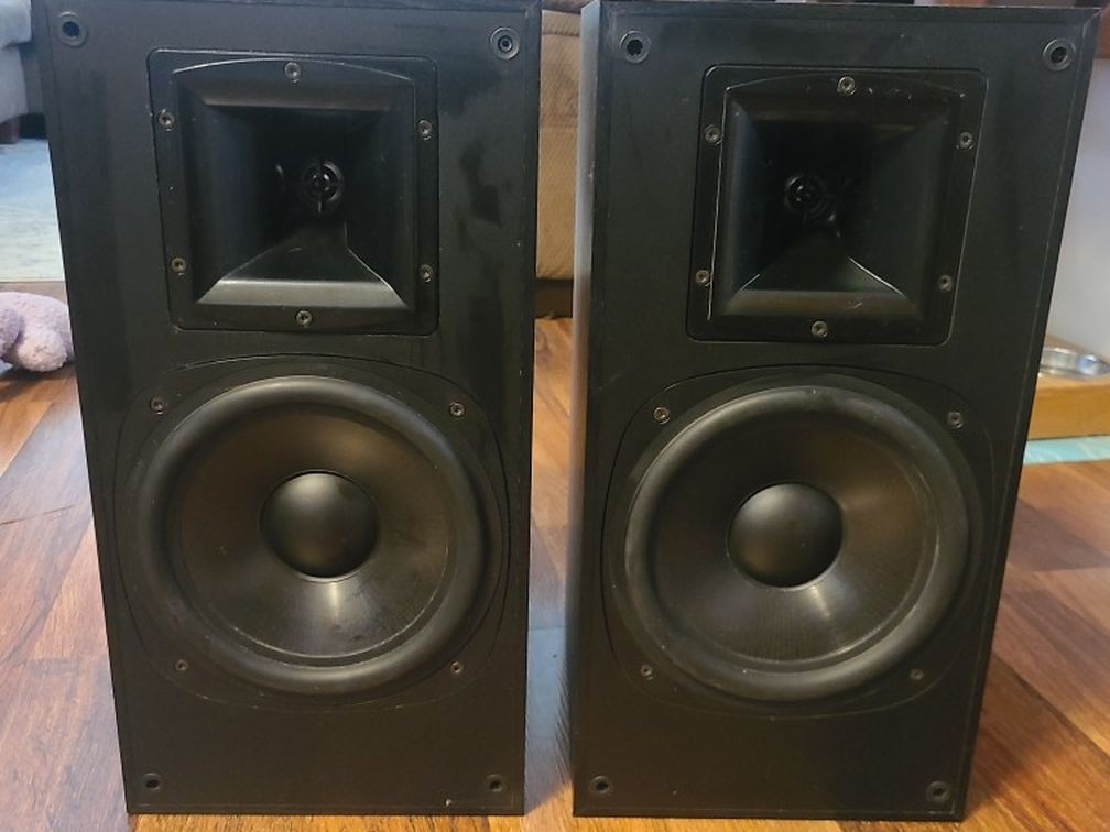 Klipsch SB3 Bookshelf Speakers for Sale in WA OfferUp