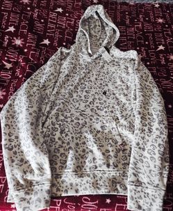 Hollister design studios hoodie