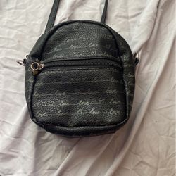 Black Purse 