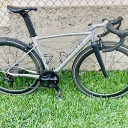 Selling a Road Bike - Specialized 49cm Allez Sprint 1X
