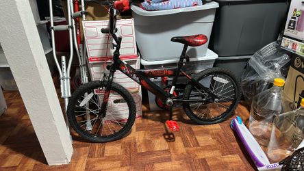 Huffy Star Wars Boys Bike