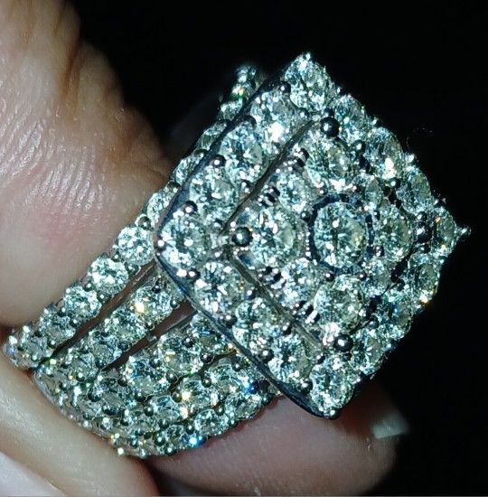 14 Carat White Gold