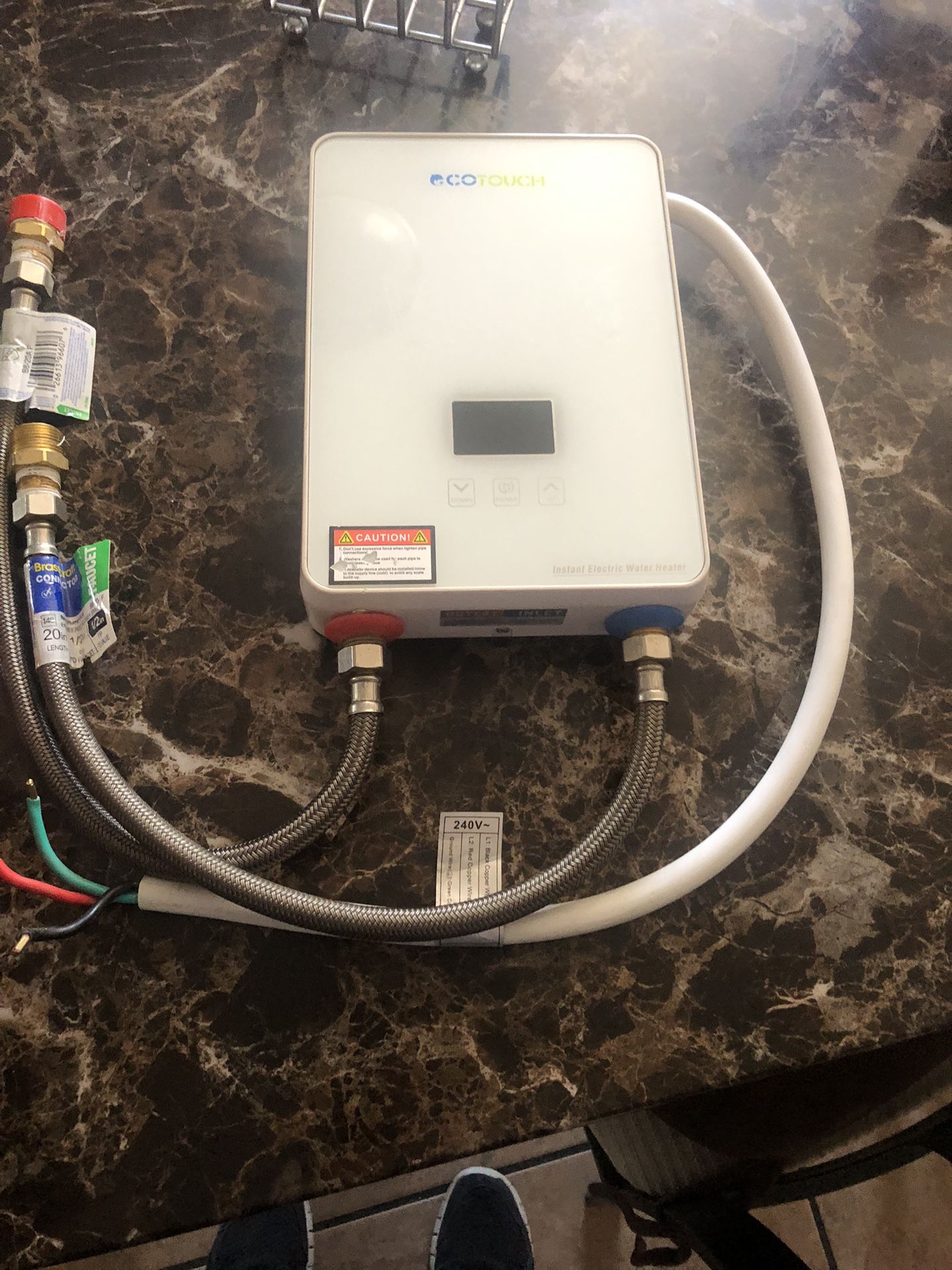 Tankless Water Heater / Calentador de agua sin tanque