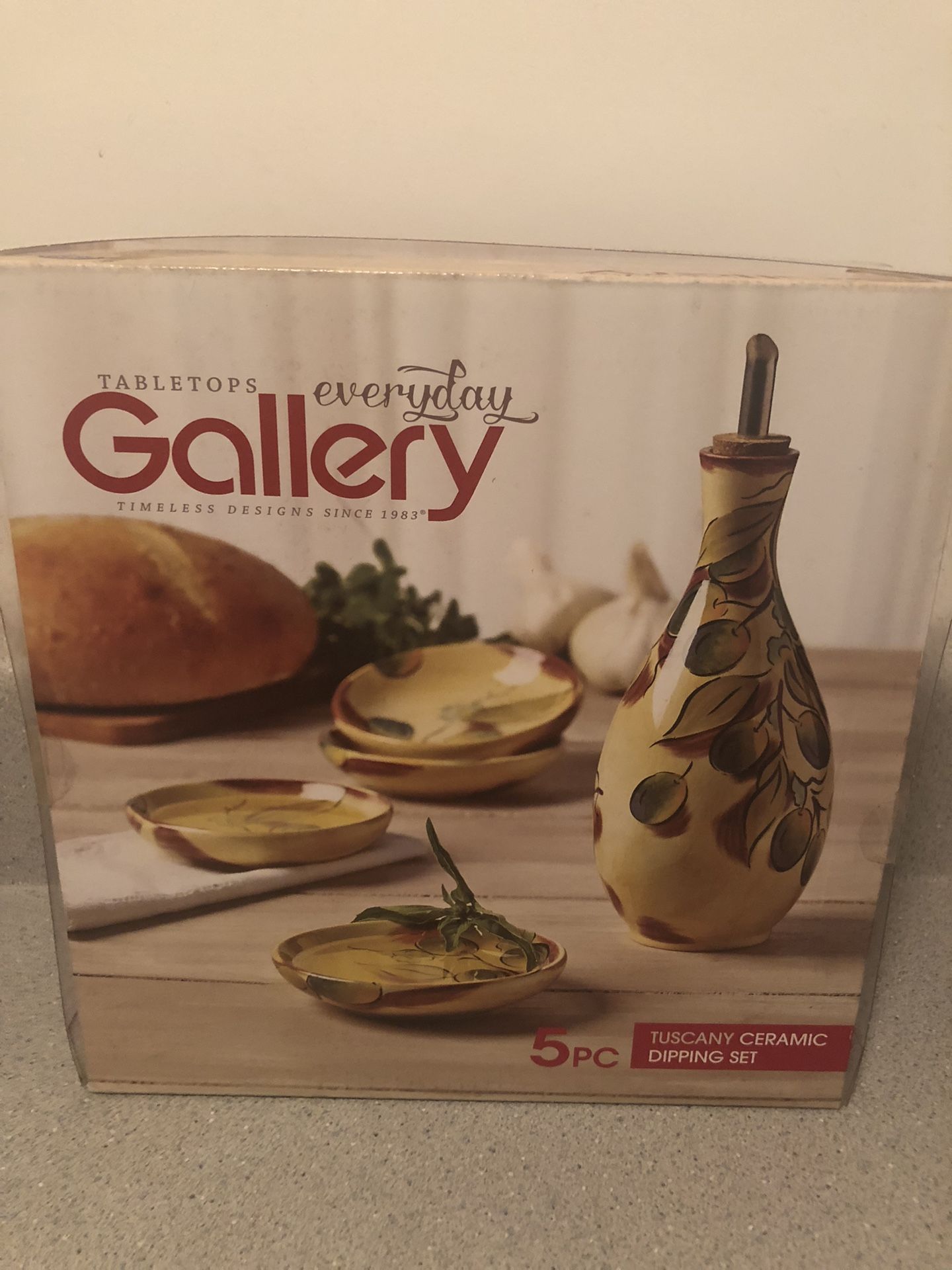 BRAND NEW 5 PIECE TUSCANY CERAMIC DIPPING SET