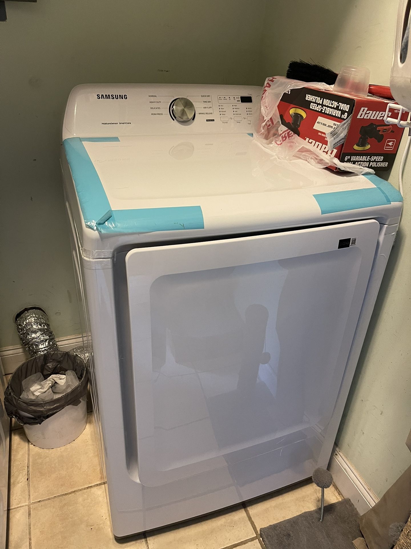 White Samsung Washer And Dryer Like New