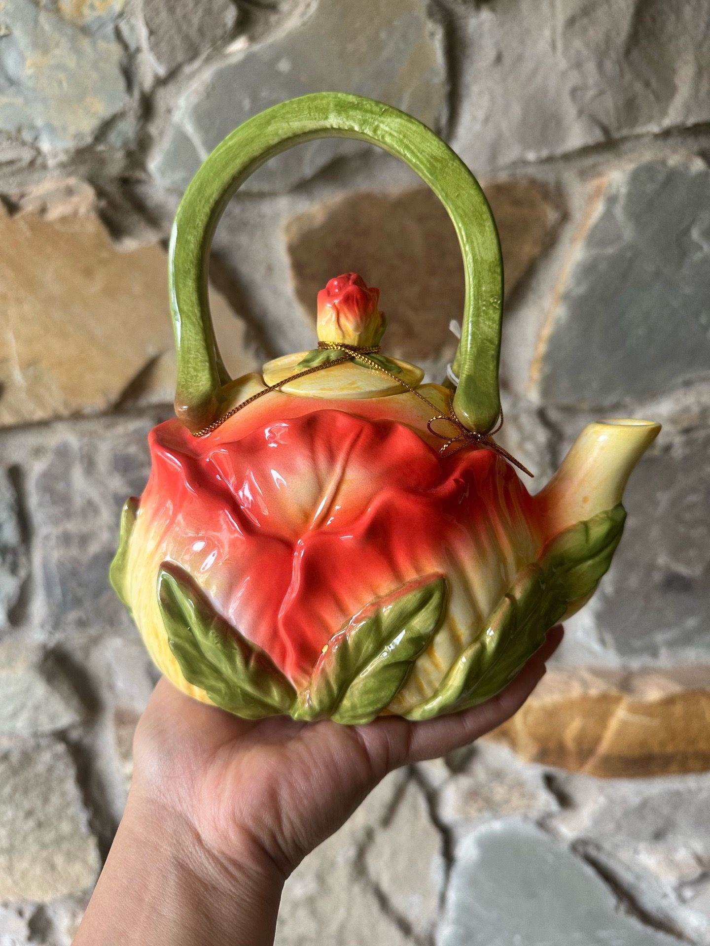 Ceramic pink flower tea pot