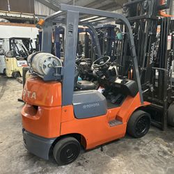Toyota Forklift 