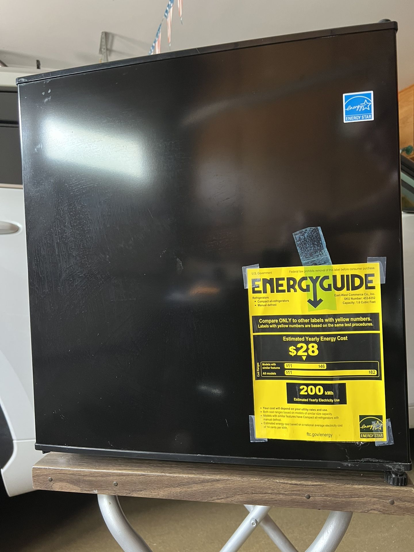 ELITE HOME PRODUCTS COMPACT REFRIGERATOR