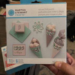 Martha Stewart Cut And Fold Punch Kit