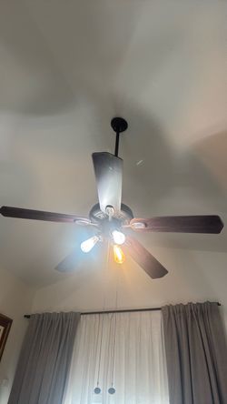 48” ceiling fan - bronze - Hampton Bay