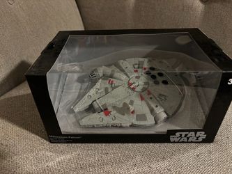 Star Wars Millennium Falcon Die Cast Vehicle