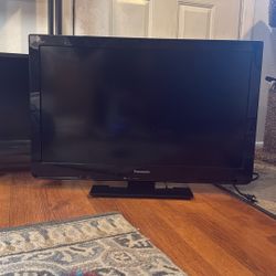 Panasonic 32” TV