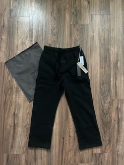 NWT Fear of God Essentials SS22 Relaxed Sweatpants Stretch Limo Black