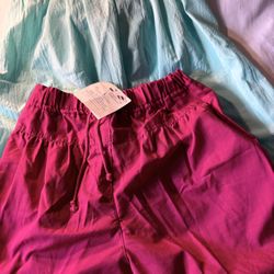 2 Ladies Shorts Large