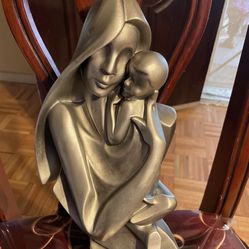 Baby Jesus And Mary Christmas Decoration