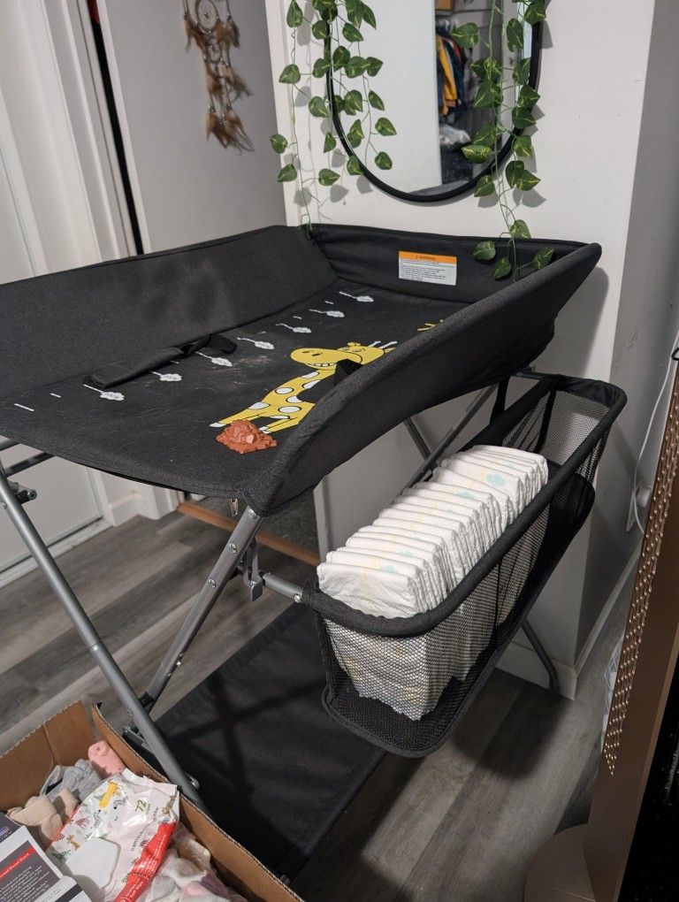 Foldable Changing Table