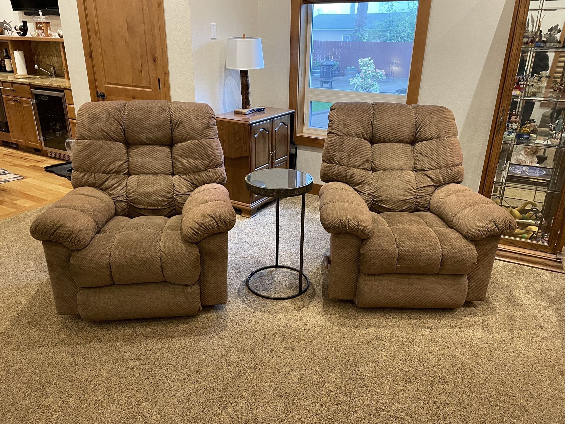 Lazyboy for Sale in Castle Rock, WA OfferUp
