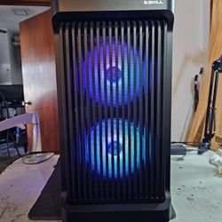 Gaming PC. Intel i7 10700-CPU 16GB Ram 1TB SSD GPU: GTX Graphics