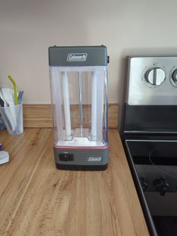 Coleman Lantern Area Light Twin Tube Fluorescent Battery Operated