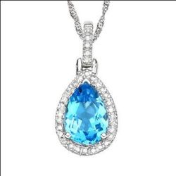 Captivating Womens 10K Solid White Gold 33 Diamonds and 2.32 CTW Swiss Blue Topaz 18 Inch Designer Necklace