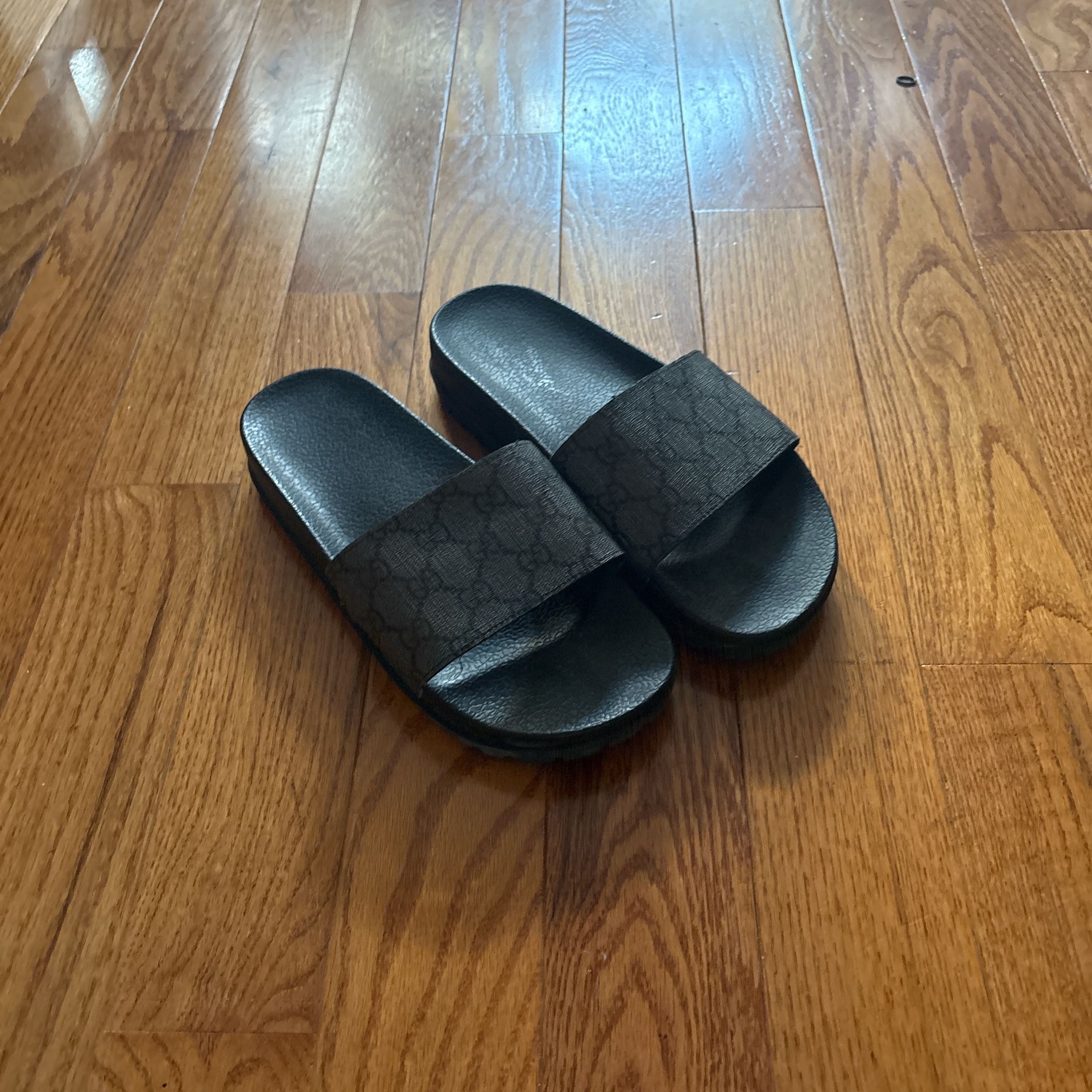 black Gucci slides
