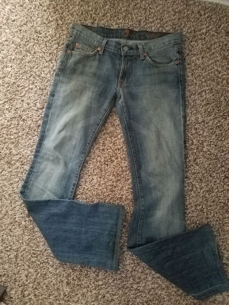 Seven for all mankind woman's jeans size 26 bootcut slightly worn no holes or rips