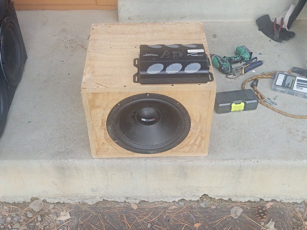 12in Sub And 1000 Watt Amp 